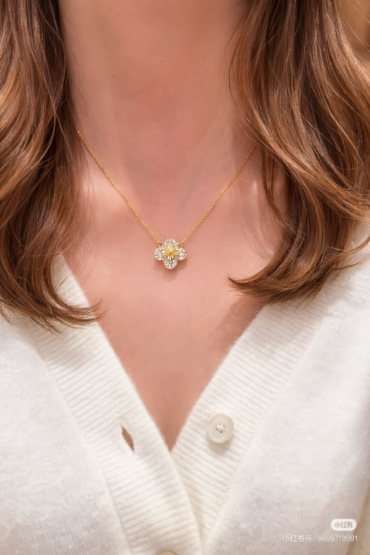 Clover Spark Necklace | 18K Gold Plated Sterling Silver