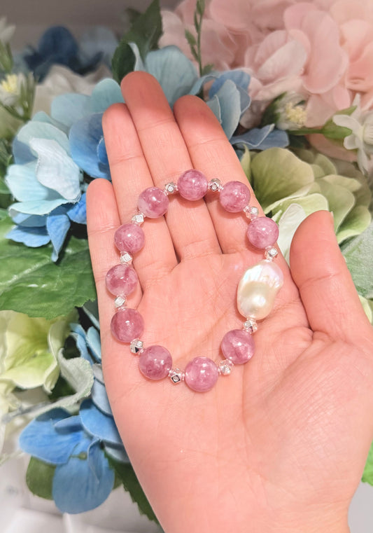 Pink Lepidolite Baroque Pearl Stretch Bracelet - Lunelle Atelier
