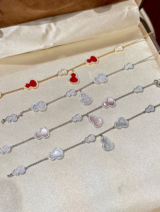 White Mother of Pearl Gourd Bracelet - Lunelle Atelier