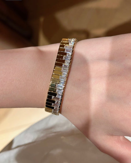 Lunelle Atelier Piano Key Baguette Bracelet featuring gold-tone rectangular piano key charms on a delicate bracelet.