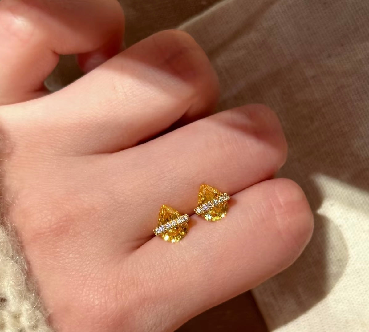 Golden Dew Stud Earrings - Lunelle Atelier