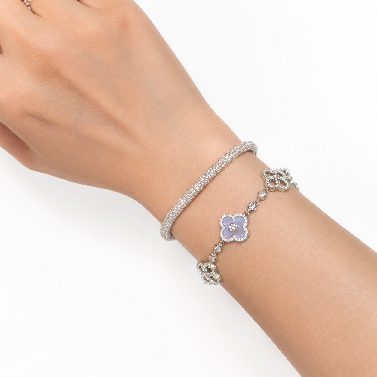 Lavender Petal Chalcedony bracelet by Lunelle Atelier featuring smooth, oval lavender gemstones on a delicate silver chain.