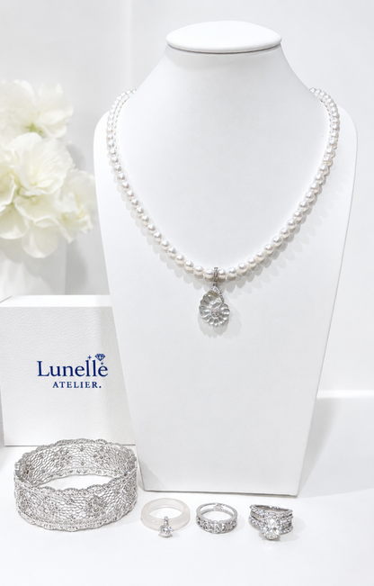 Aurora Pearl Necklace | Heart Magnetic Clasp - Lunelle Atelier