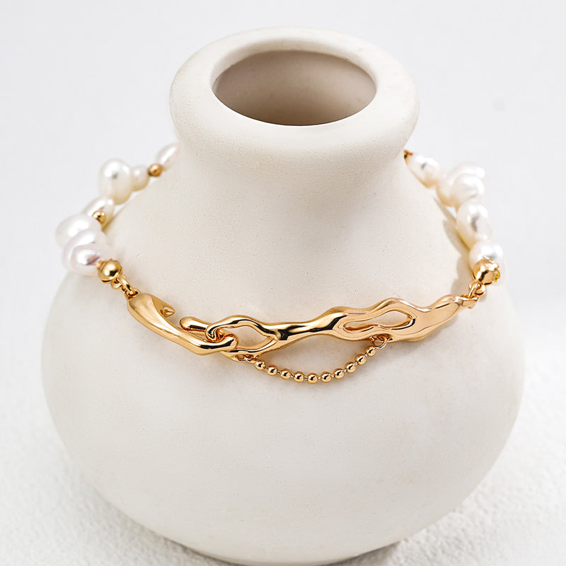 Fluid Form Freshwater Pearl Bracelet