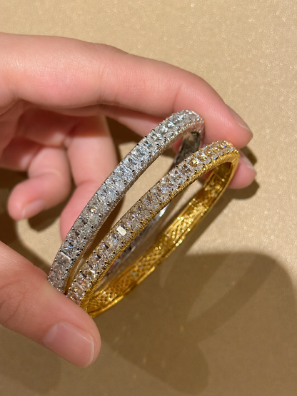 Baguette Oval Hinged Bangle