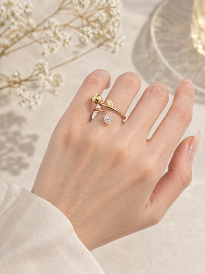 Lily of Light Adjustable Ring - Lunelle Atelier
