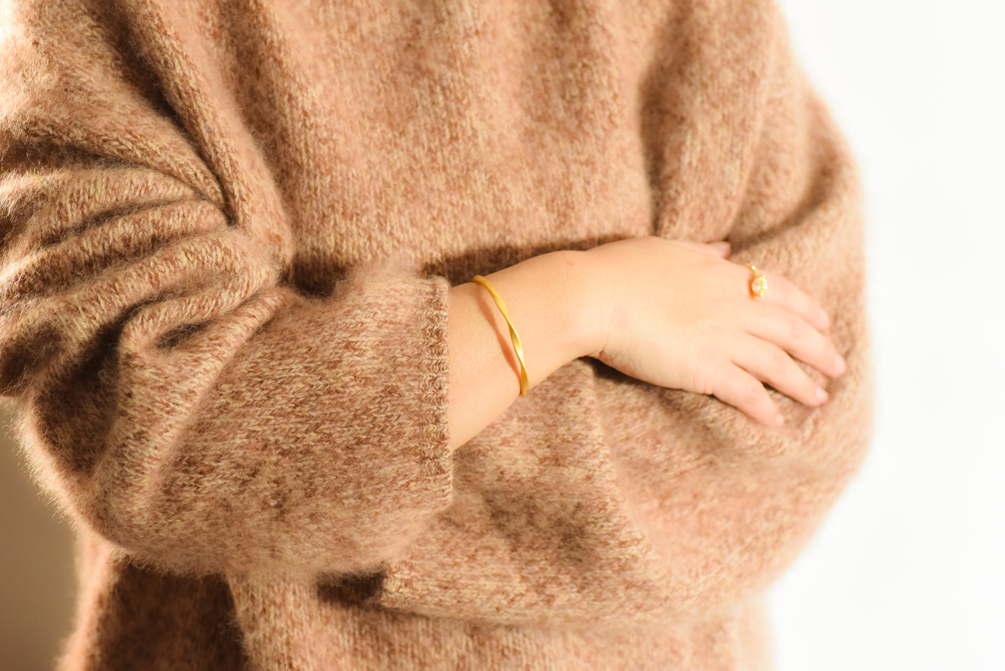 Brushed Mobius Bangle - Lunelle Atelier