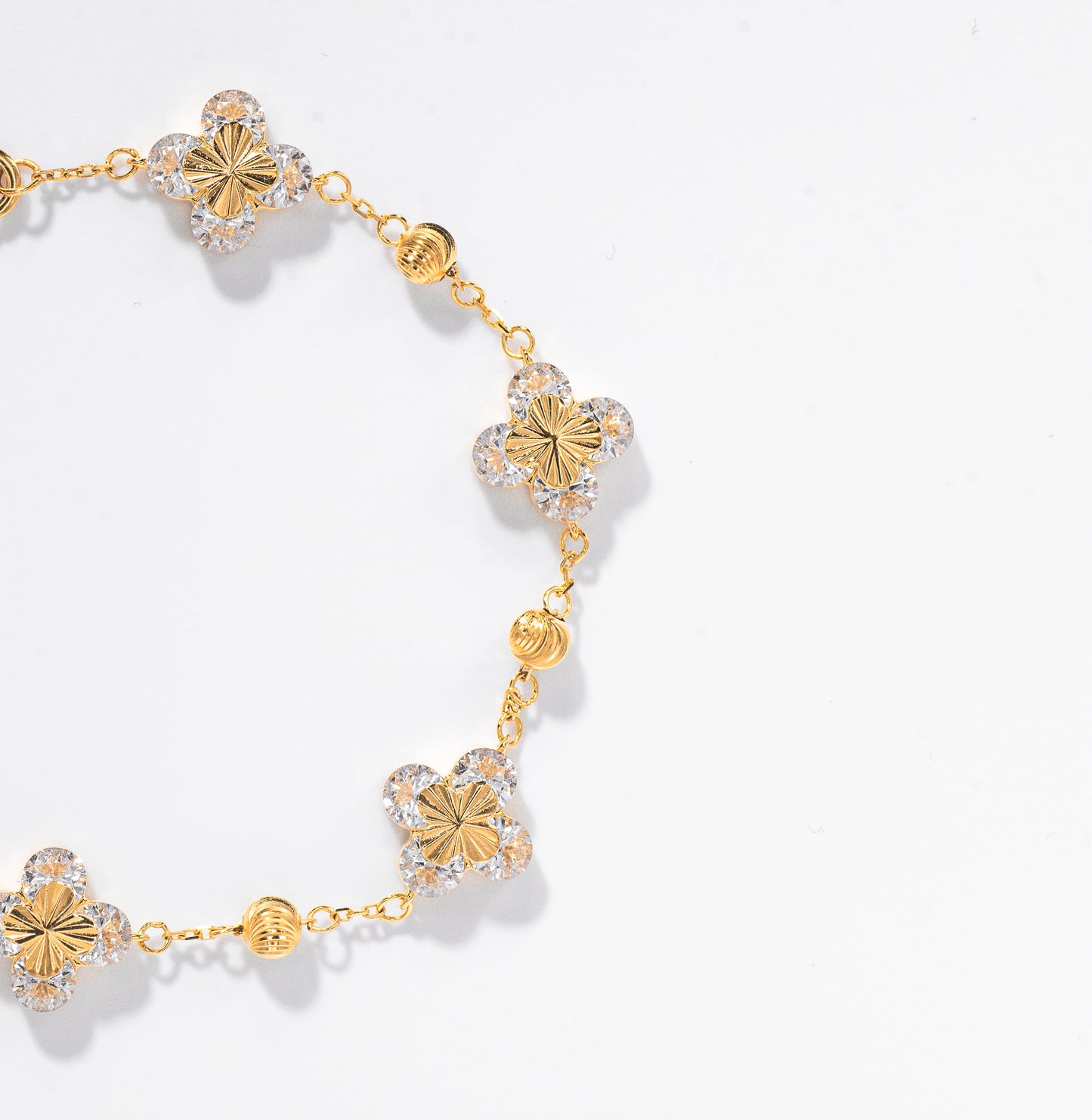 Clover Spark Bracelet, Yellow Gold - Lunelle Atelier