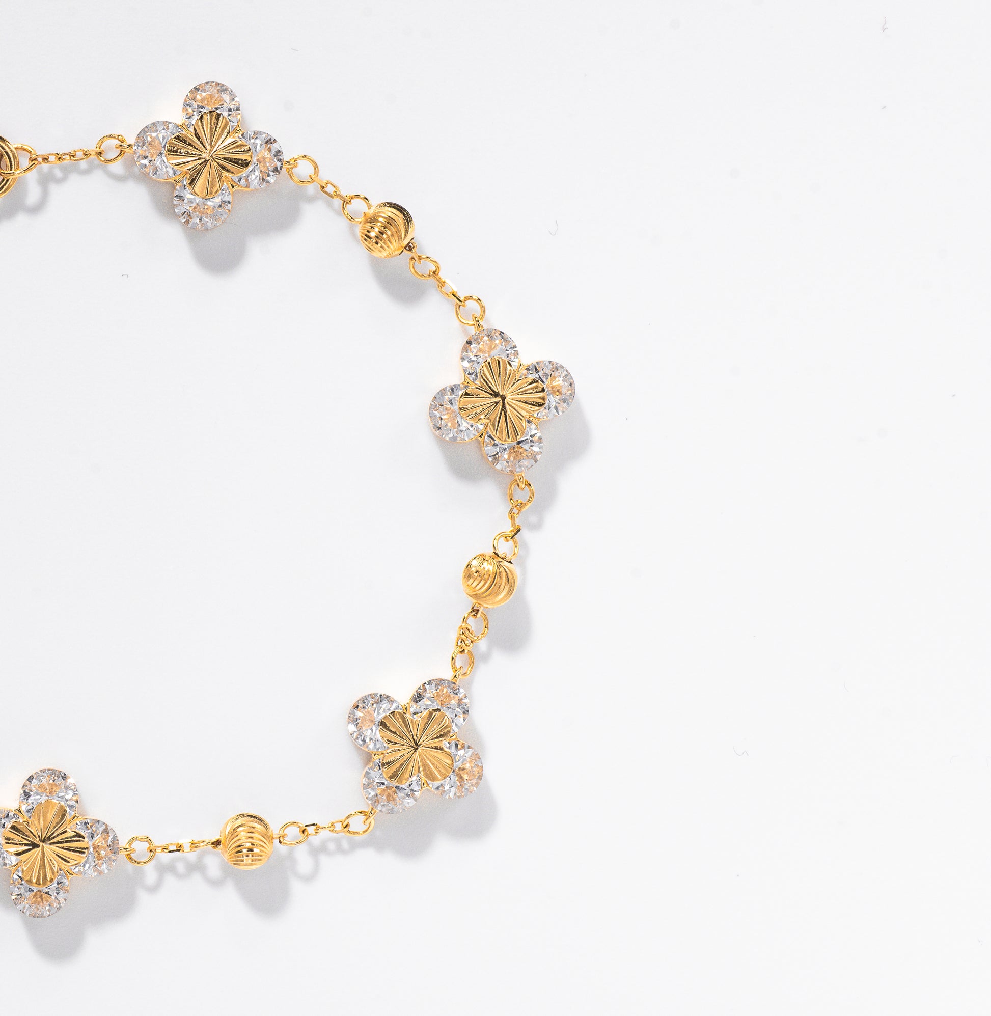 Clover Spark Bracelet, Yellow Gold - Lunelle Atelier