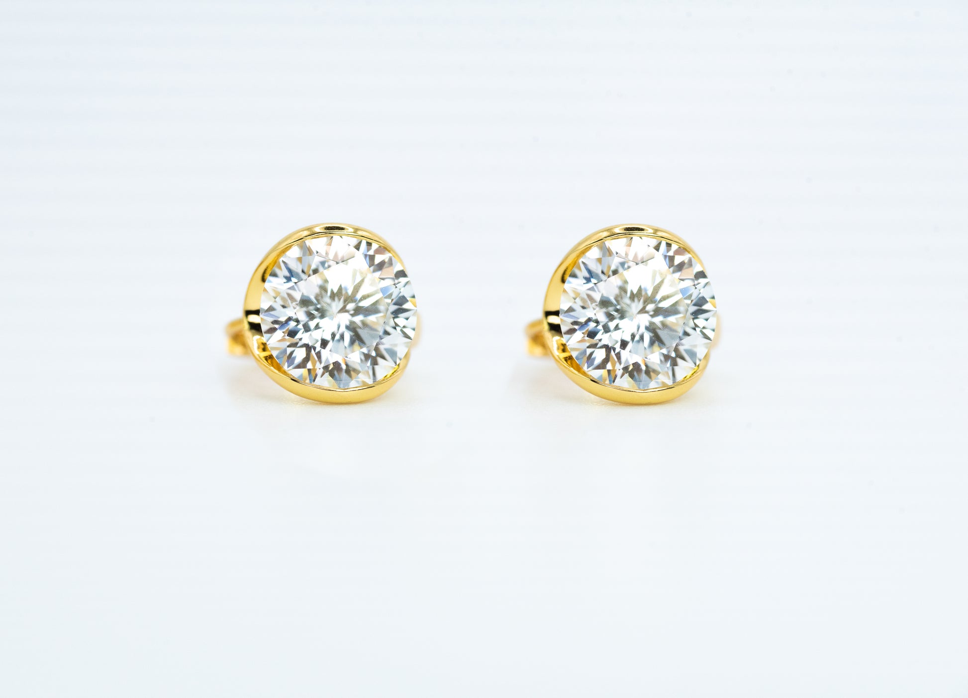 Floating Moissanite Ear Huggies 3 Carat |18K Gold Plated Sterling Silver - Lunelle Atelier