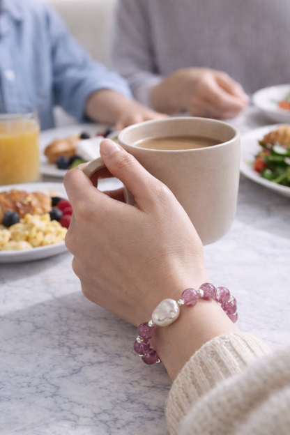 Pink Lepidolite Baroque Pearl Stretch Bracelet - Lunelle Atelier