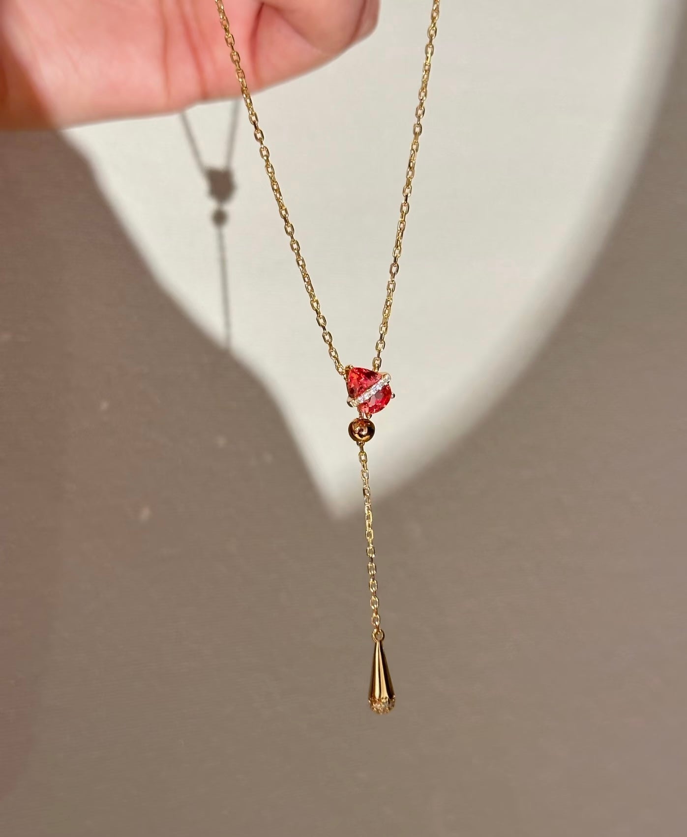 Lunelle Atelier Dew Drop Lariat Necklace with delicate drop pendant and chain, elegant jewelry accessory for women.