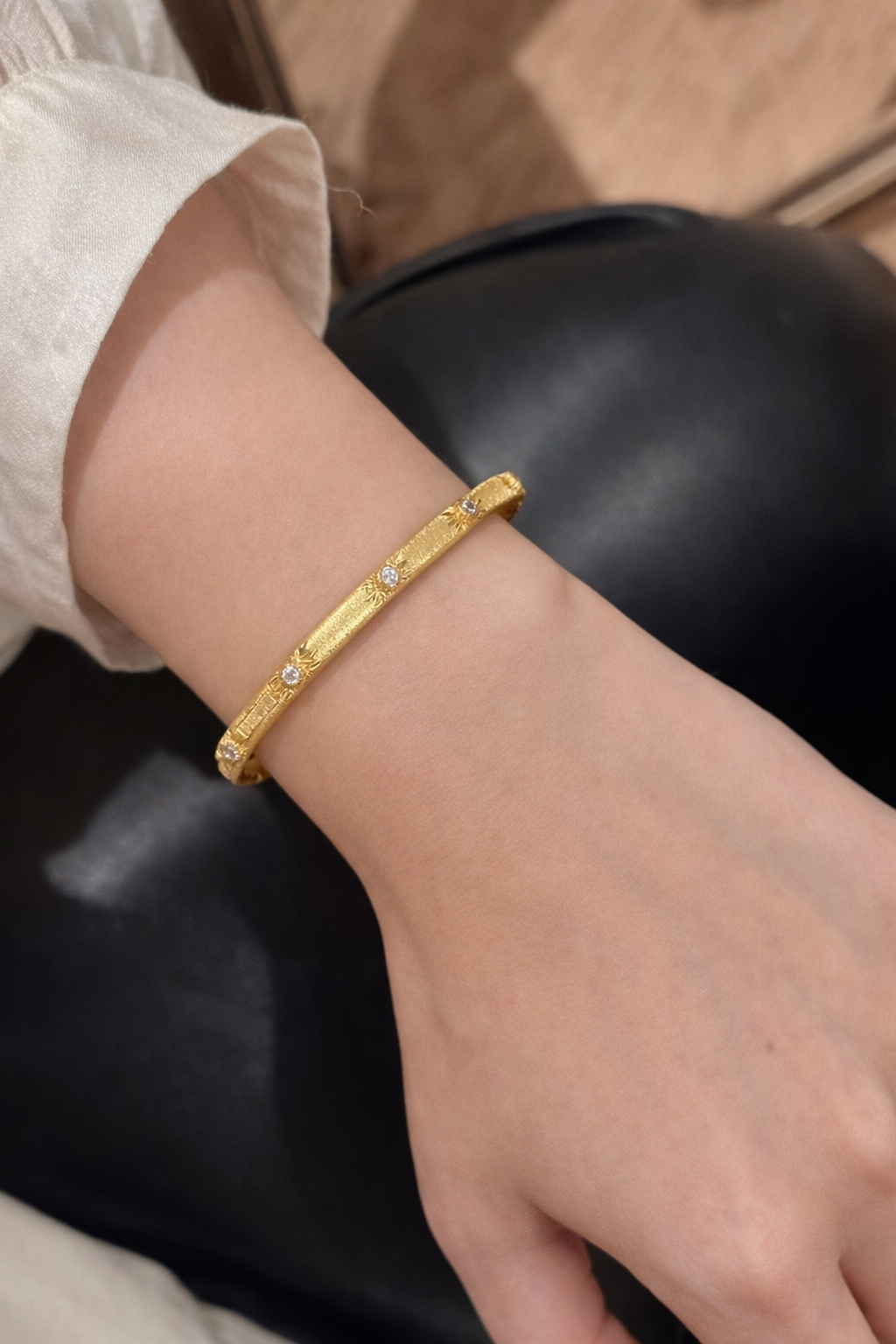 Stella Brushed Star Bangle - Lunelle Atelier