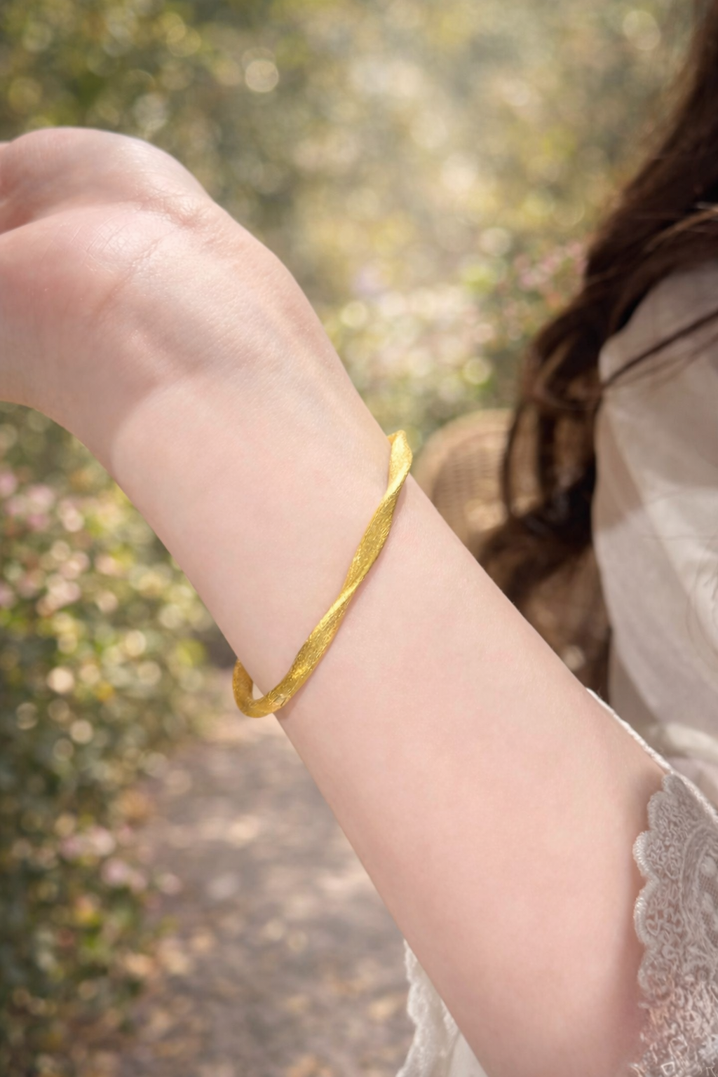 Brushed Mobius Bangle | 18K Gold Plated Sterling Silver - Lunelle Atelier