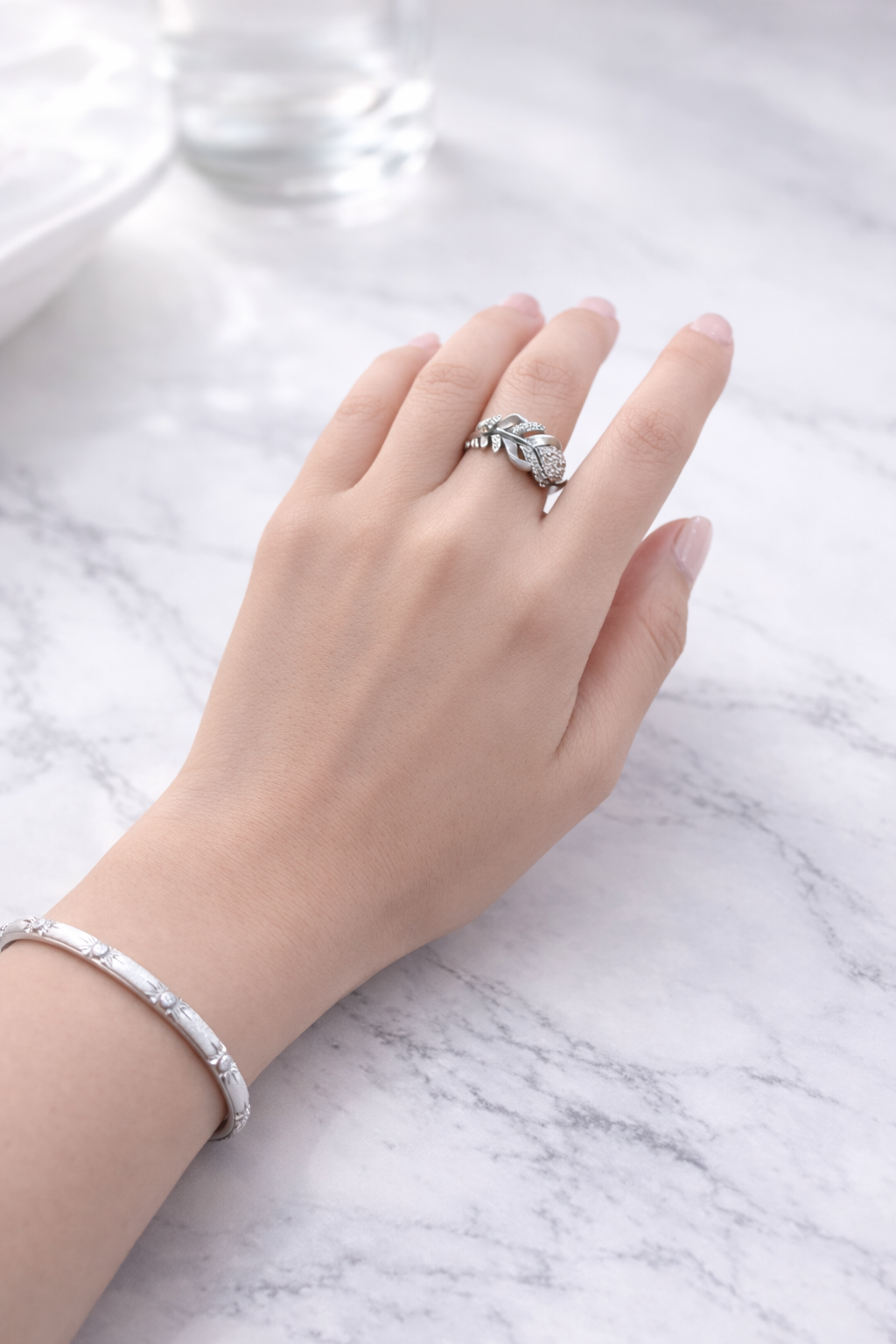 Wandering Feather Ring | Rhodium Plated - Lunelle Atelier