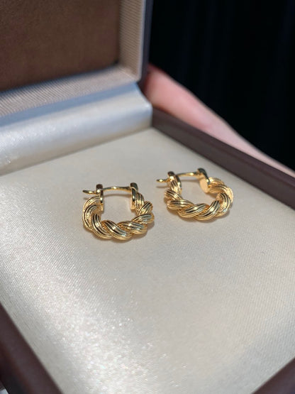 Twisted Rope Horseshoe Gold Hoop Earrings ｜Gold Finish - Lunelle Atelier