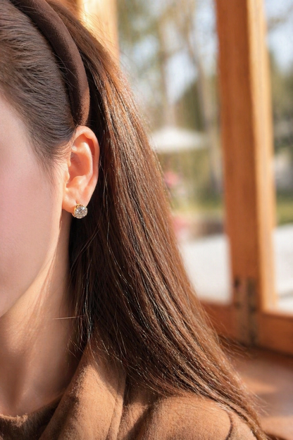Floating Moissanite Ear Huggies 3 Carat | 18K Gold Plated - Lunelle Atelier