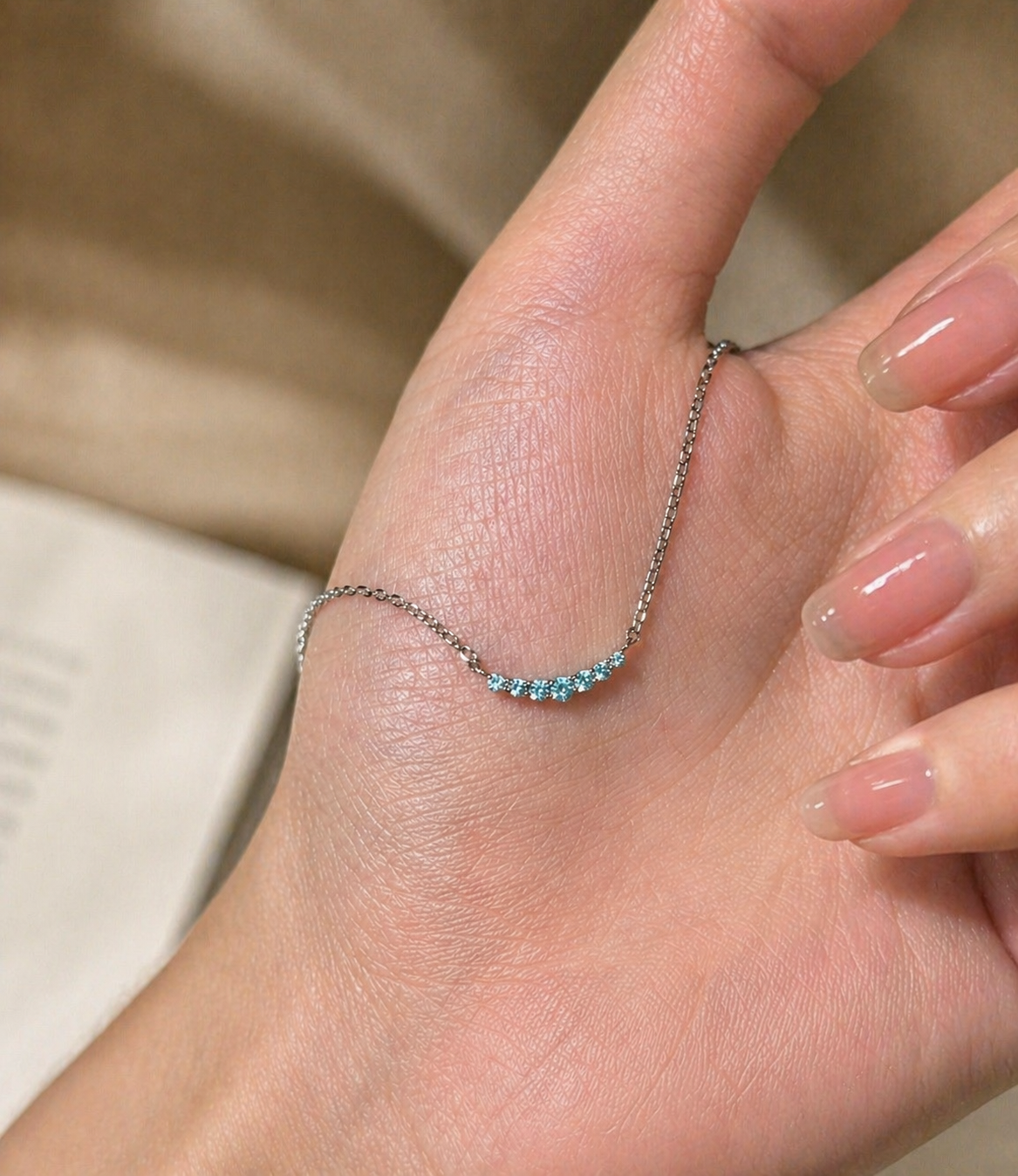 Mint Smile Necklace | Paraiba Blue Lab-Grown Gemstone - Lunelle Atelier