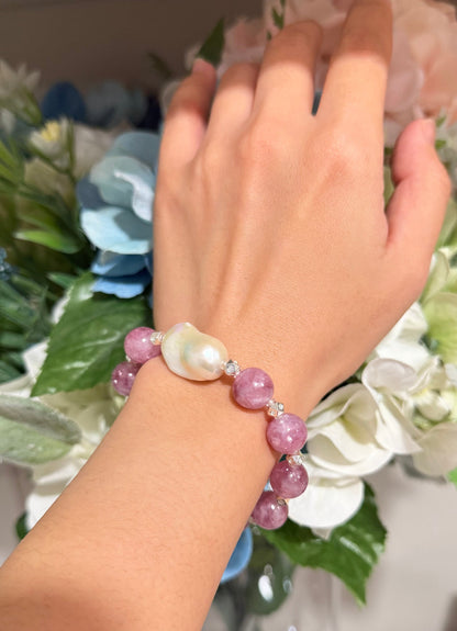Pink Lepidolite Baroque Pearl Stretch Bracelet - Lunelle Atelier
