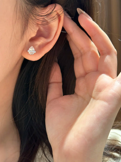 Dew Drop Asteroid Stud Earrings - Lunelle Atelier