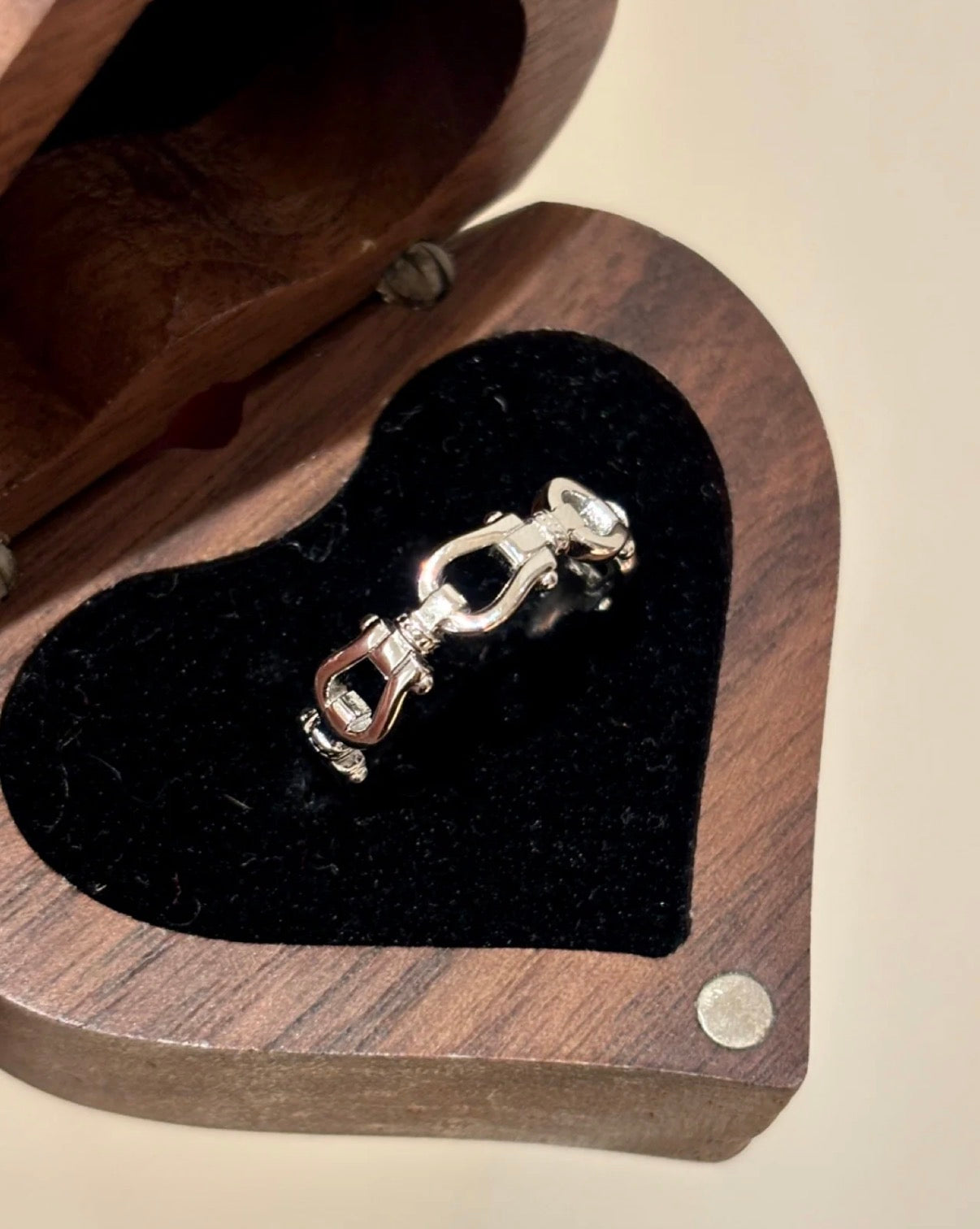 Buckle Ring, White Gold - Lunelle Atelier