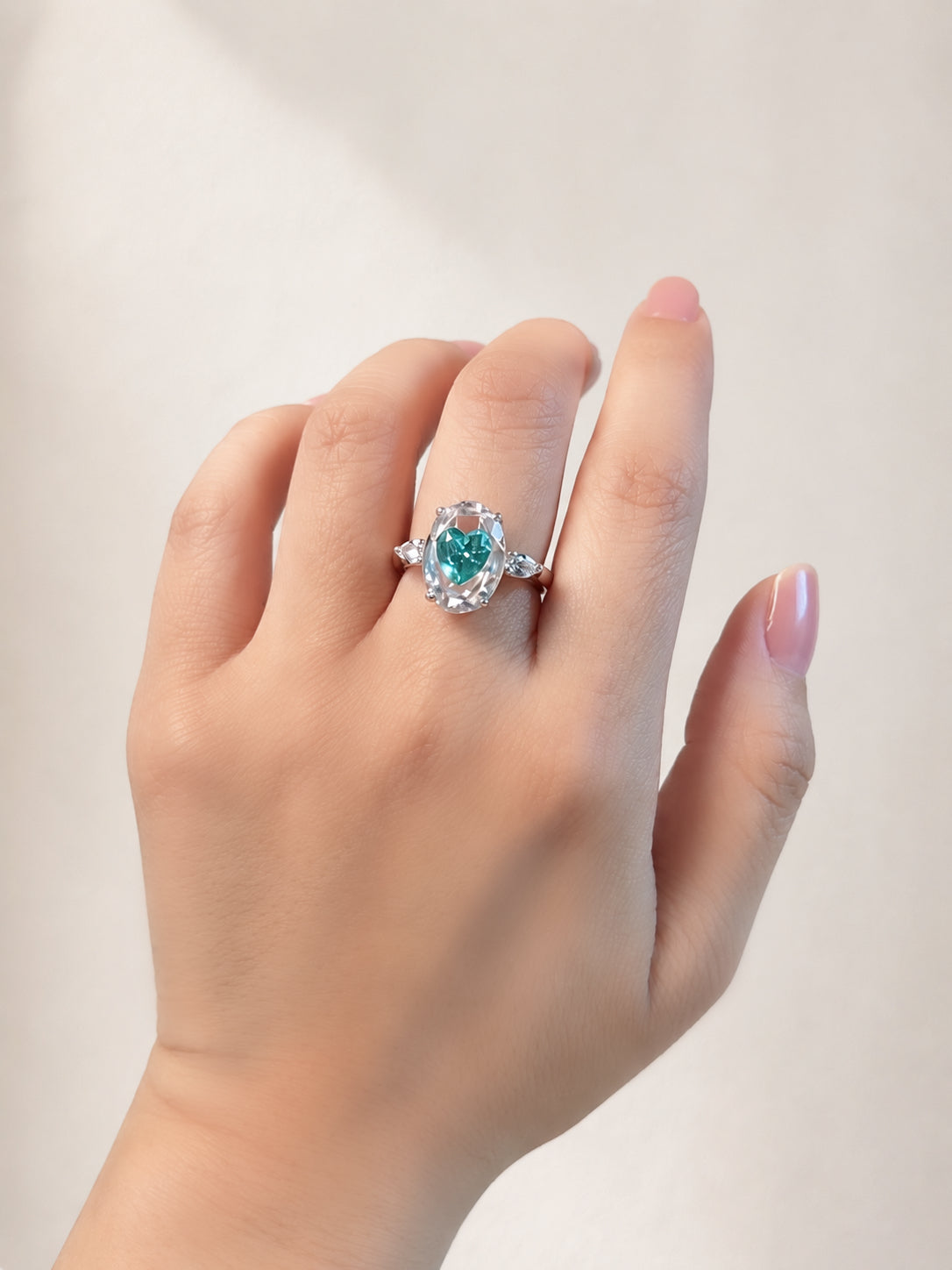 Heart of Light Ring｜Paraiba Blue Lab-Grown Gemstone
