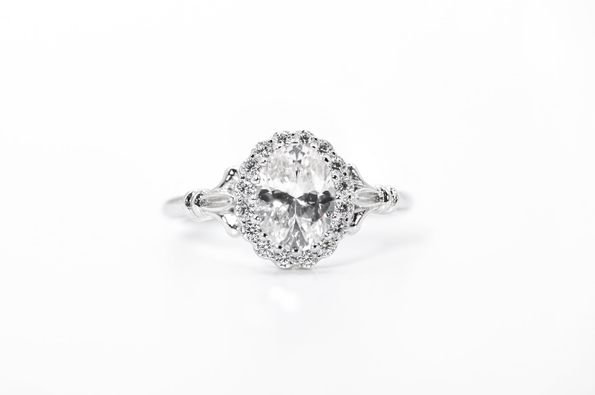 Blooming Bouquet Ring, 1.5 Carat - Lunelle Atelier