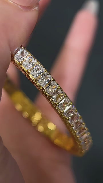 Baguette Oval Hinged Bangle